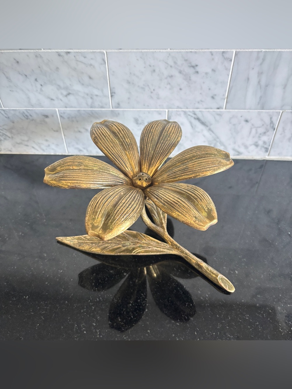 Vintage Mid Century Hollywood Regency Style Brass Lotus Flower Ashtray